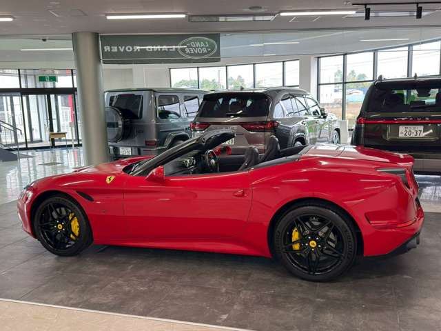 صورة مصغرة 15 لـ 2016 Ferrari CALIFORNIA T