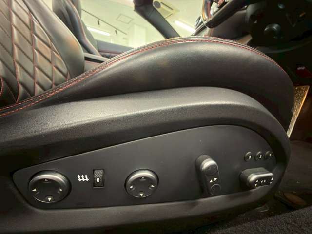 صورة مصغرة 45 لـ 2016 Ferrari CALIFORNIA T