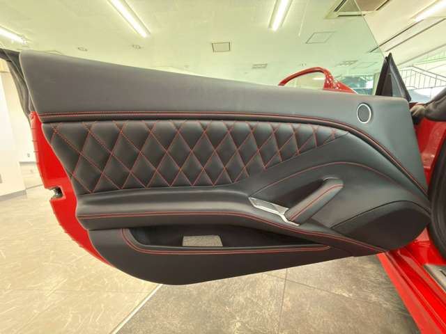صورة مصغرة 55 لـ 2016 Ferrari CALIFORNIA T