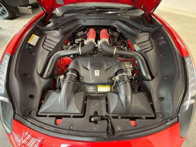 صورة مصغرة 56 لـ 2016 Ferrari CALIFORNIA T