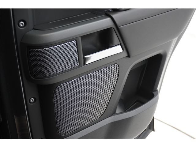 صورة مصغرة 49 لـ 2023 LAND Rover DEFENDER