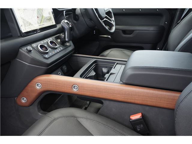 صورة مصغرة 51 لـ 2023 LAND Rover DEFENDER