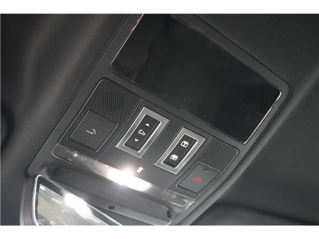 صورة مصغرة 60 لـ 2023 LAND Rover DEFENDER