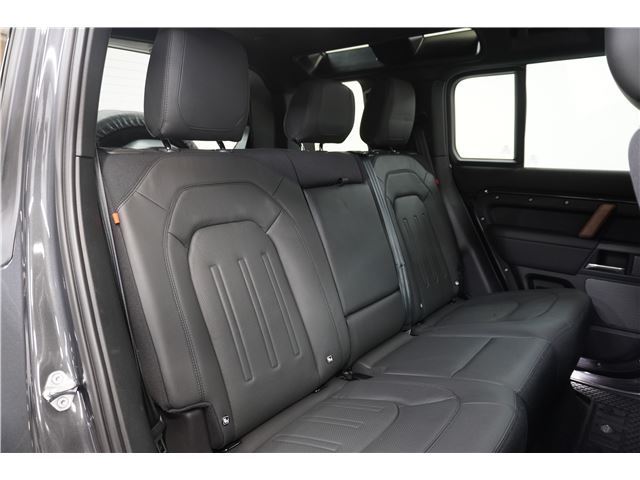 صورة مصغرة 66 لـ 2023 LAND Rover DEFENDER