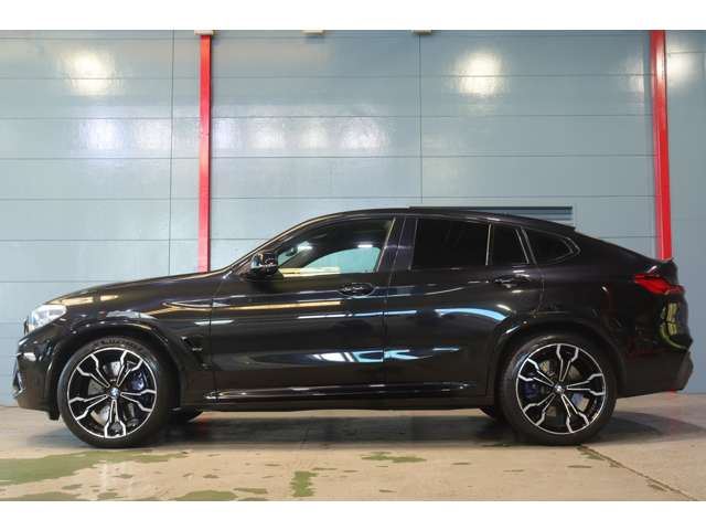 2021 BMW X4 M photo 3