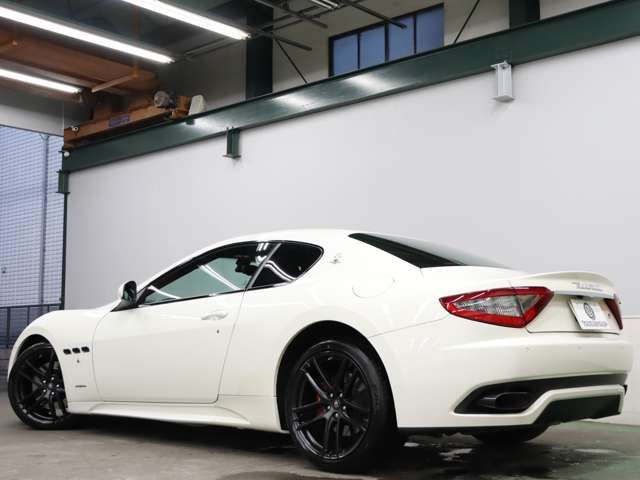 2016 Maserati GRAN TURISMO 缩略图 3