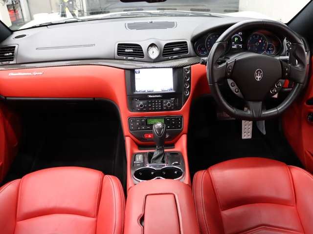 2016 Maserati GRAN TURISMO 缩略图 2