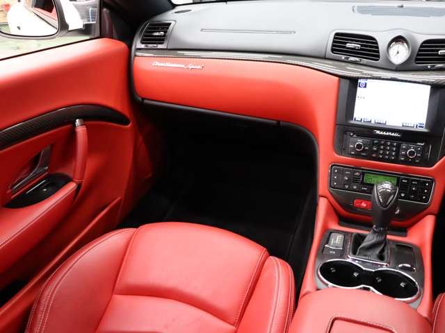 2016 Maserati GRAN TURISMO 缩略图 23
