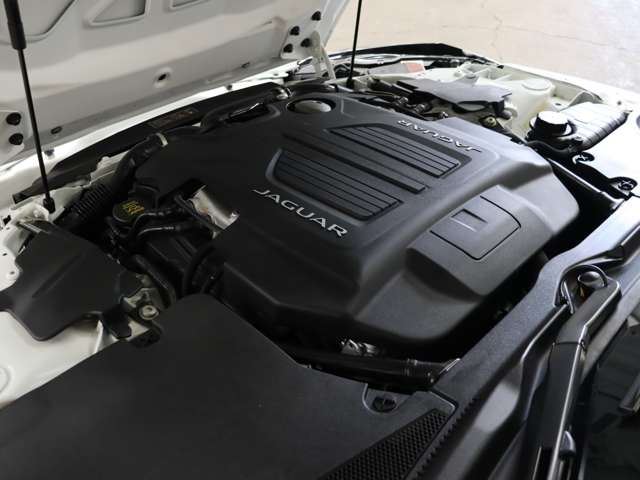 صورة مصغرة 5 لـ 2015 Jaguar F-TYPE