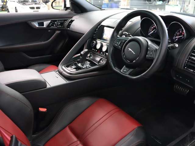 صورة مصغرة 4 لـ 2015 Jaguar F-TYPE
