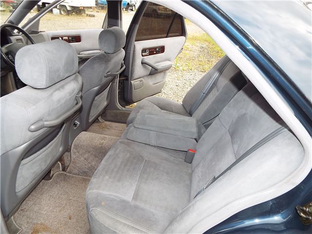 1994 Nissan CIMA — миниатюра 15