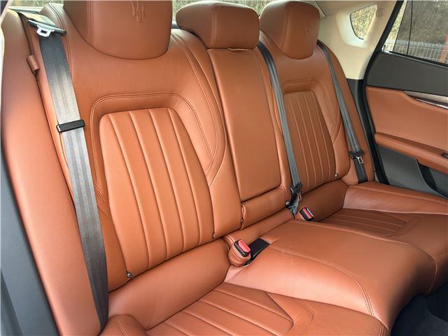 صورة مصغرة 24 لـ 2014 Maserati QUATTROPORTE
