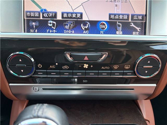 صورة مصغرة 8 لـ 2014 Maserati QUATTROPORTE
