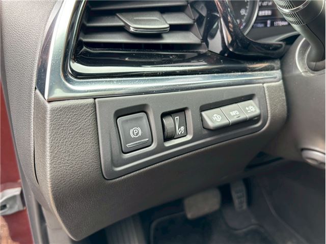 2023 Cadillac XT6 — миниатюра 22