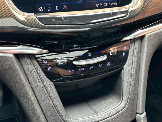 2023 Cadillac XT6 — миниатюра 32