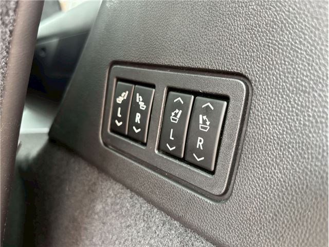 2023 Cadillac XT6 — миниатюра 51