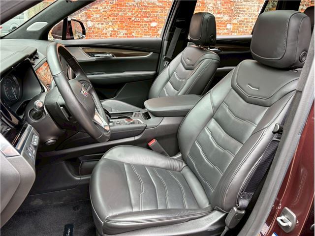 2023 Cadillac XT6 — миниатюра 10