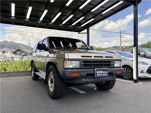 1992 Nissan TERRANO — фото 3