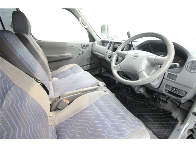2003 Nissan CARAVAN 缩略图 26