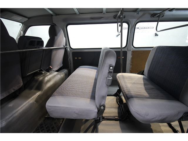 2003 Nissan CARAVAN 缩略图 37