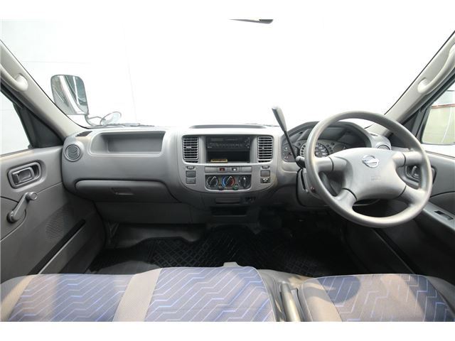 2003 Nissan CARAVAN 缩略图 39