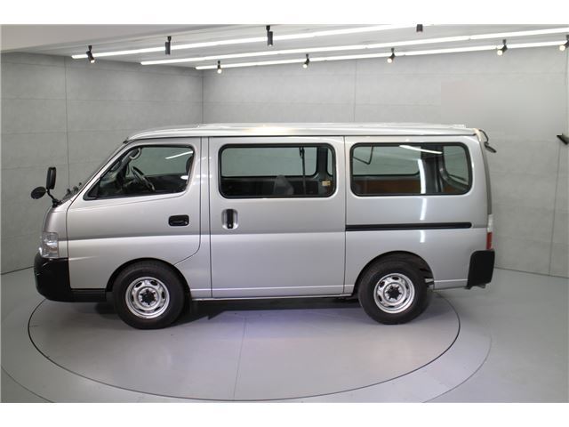 2003 Nissan CARAVAN 照片 10