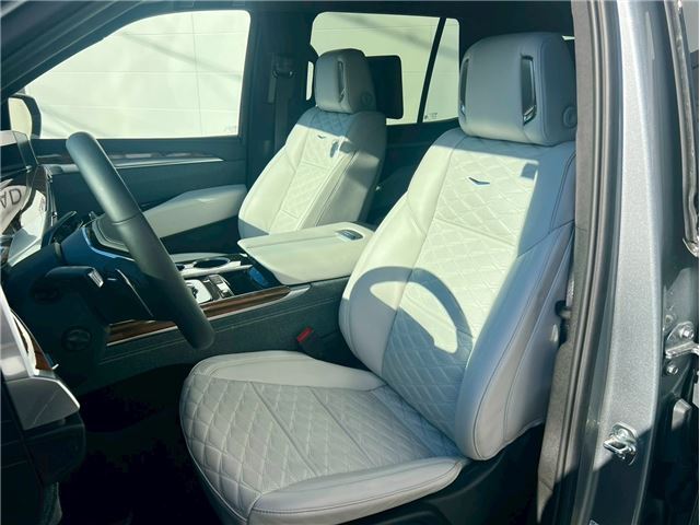 صورة مصغرة 7 لـ 2025 Cadillac ESCALADE