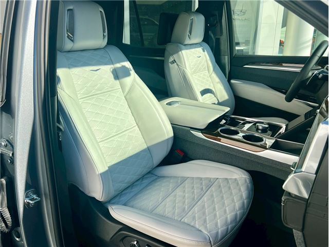 صورة مصغرة 4 لـ 2025 Cadillac ESCALADE