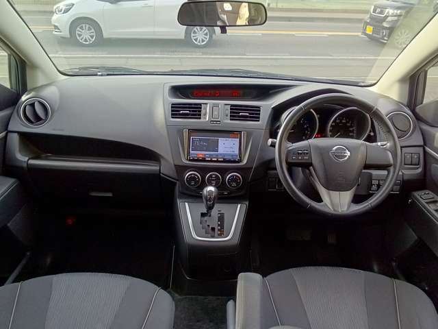 2011 Nissan LAFESTA — миниатюра 15