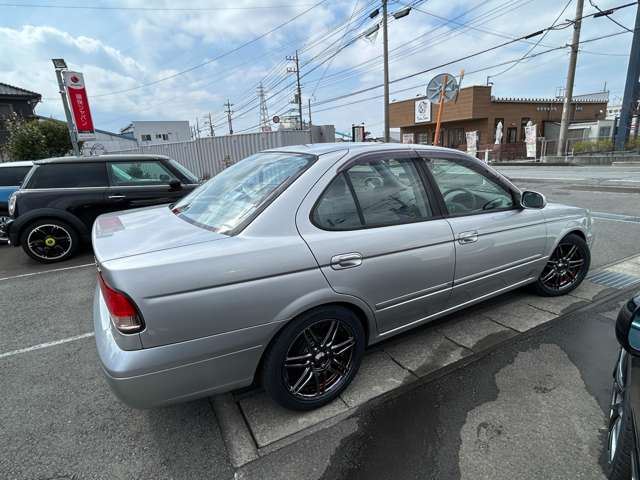 2003 Nissan SUNNY 缩略图 20