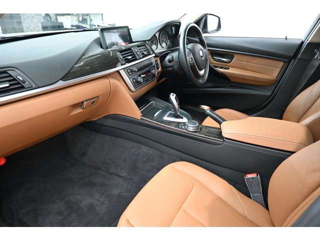 2015 BMW 3 SERIES photo 2