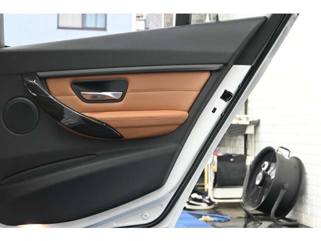 2015 BMW 3 SERIES — миниатюра 23