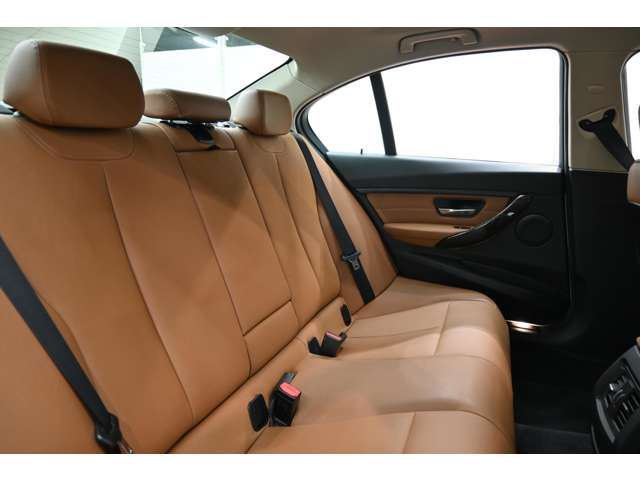 2015 BMW 3 SERIES — миниатюра 28