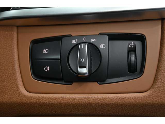 2015 BMW 3 SERIES — миниатюра 36
