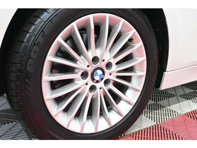 2015 BMW 3 SERIES photo 9