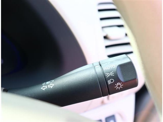 صورة مصغرة 15 لـ 2011 Nissan LEAF