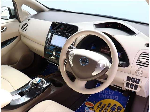 صورة مصغرة 8 لـ 2011 Nissan LEAF