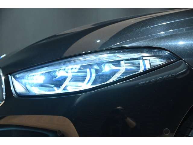 صورة مصغرة 22 لـ 2021 BMW 8 SERIES CABRIOLET