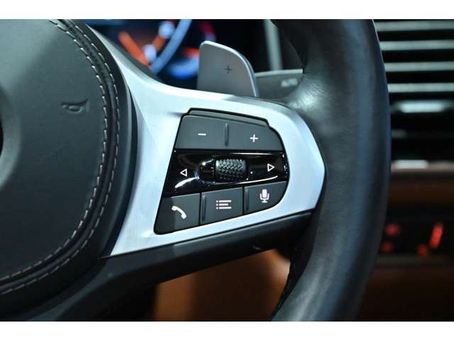 صورة مصغرة 34 لـ 2021 BMW 8 SERIES CABRIOLET