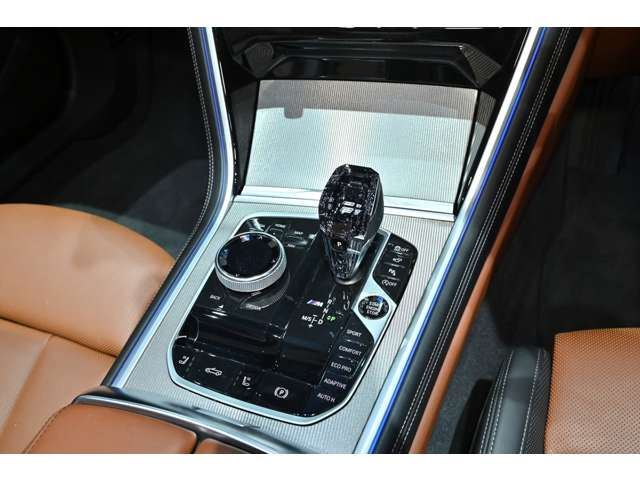 صورة مصغرة 36 لـ 2021 BMW 8 SERIES CABRIOLET