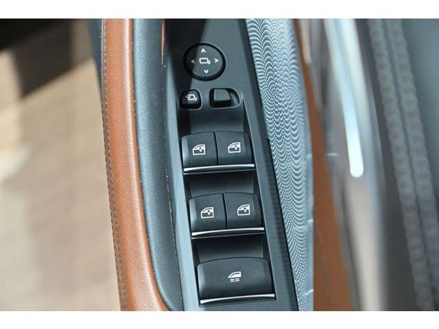 صورة مصغرة 46 لـ 2021 BMW 8 SERIES CABRIOLET