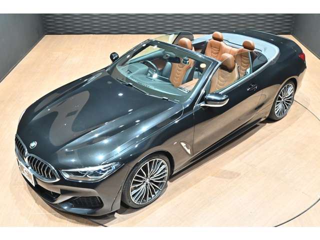 2021 BMW 8 SERIES CABRIOLET — фото 8