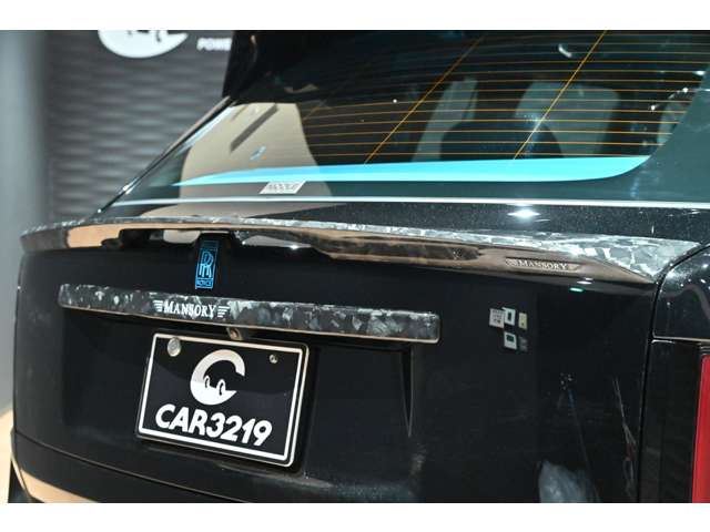 2025 ROLLS-ROYCE BLACK BADGE CULLINAN — миниатюра 38