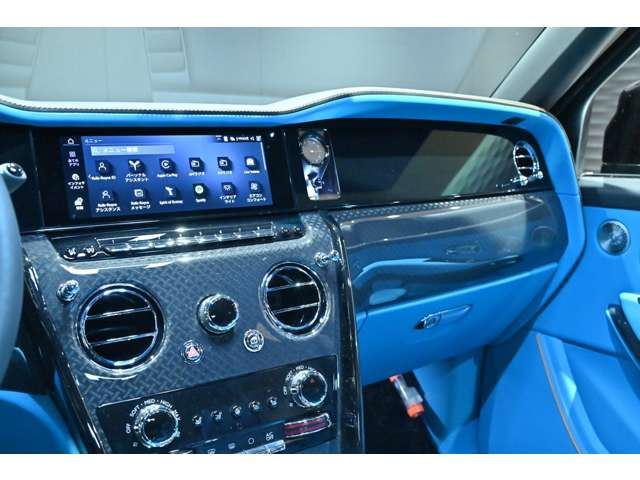 2025 ROLLS-ROYCE BLACK BADGE CULLINAN — миниатюра 46