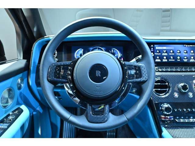 2025 ROLLS-ROYCE BLACK BADGE CULLINAN — миниатюра 47