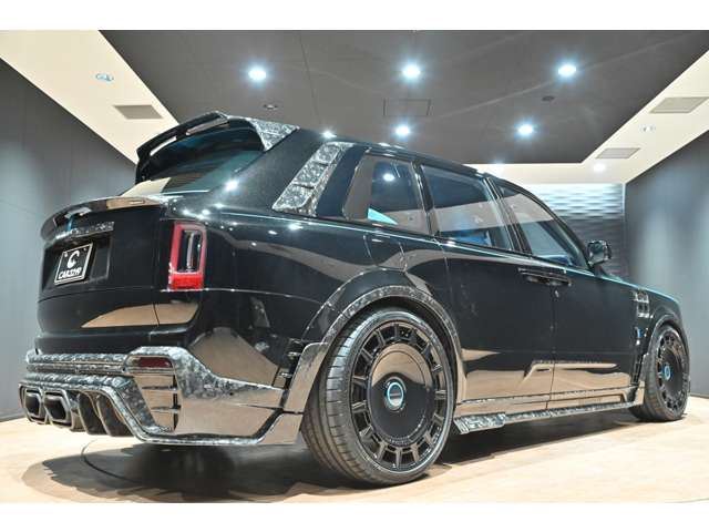 2025 ROLLS-ROYCE BLACK BADGE CULLINAN — миниатюра 61
