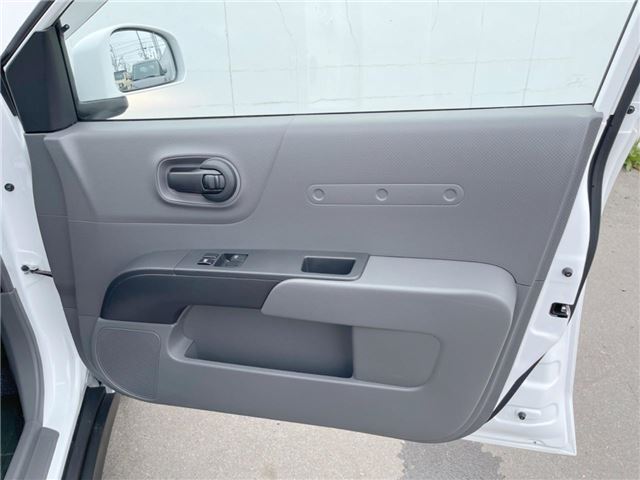 صورة مصغرة 21 لـ 2018 Nissan NV150AD