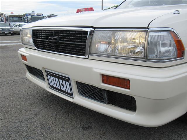 1991 Nissan GLORIA — миниатюра 32
