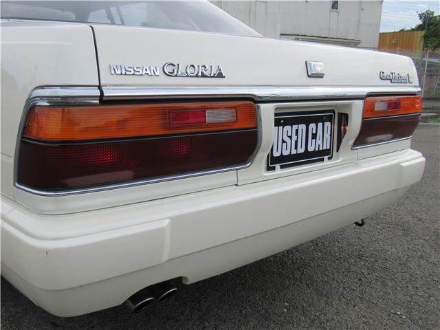 1991 Nissan GLORIA — миниатюра 34