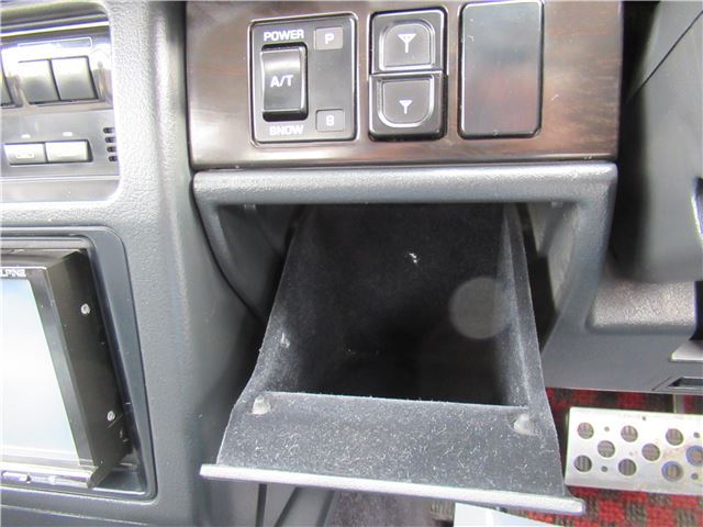 1991 Nissan GLORIA — миниатюра 46
